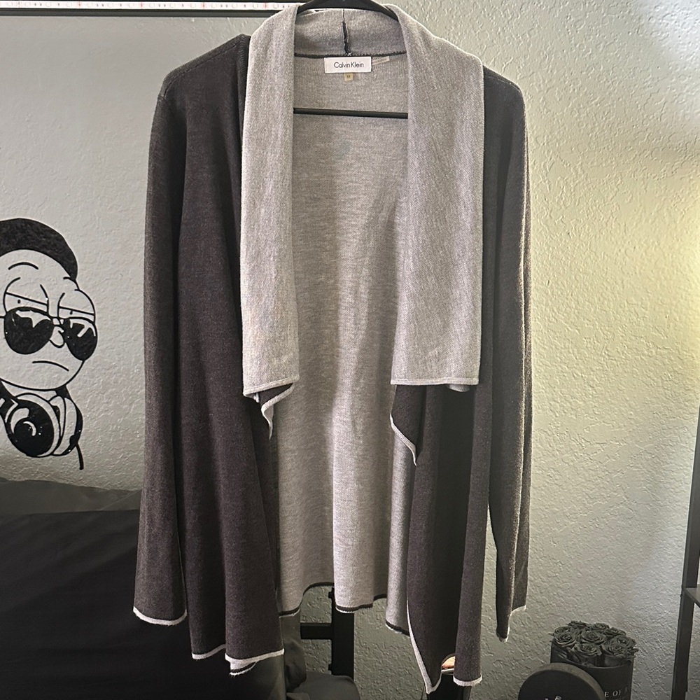 Calvin Klein Women's XL Two-Tone Grey Cardigan